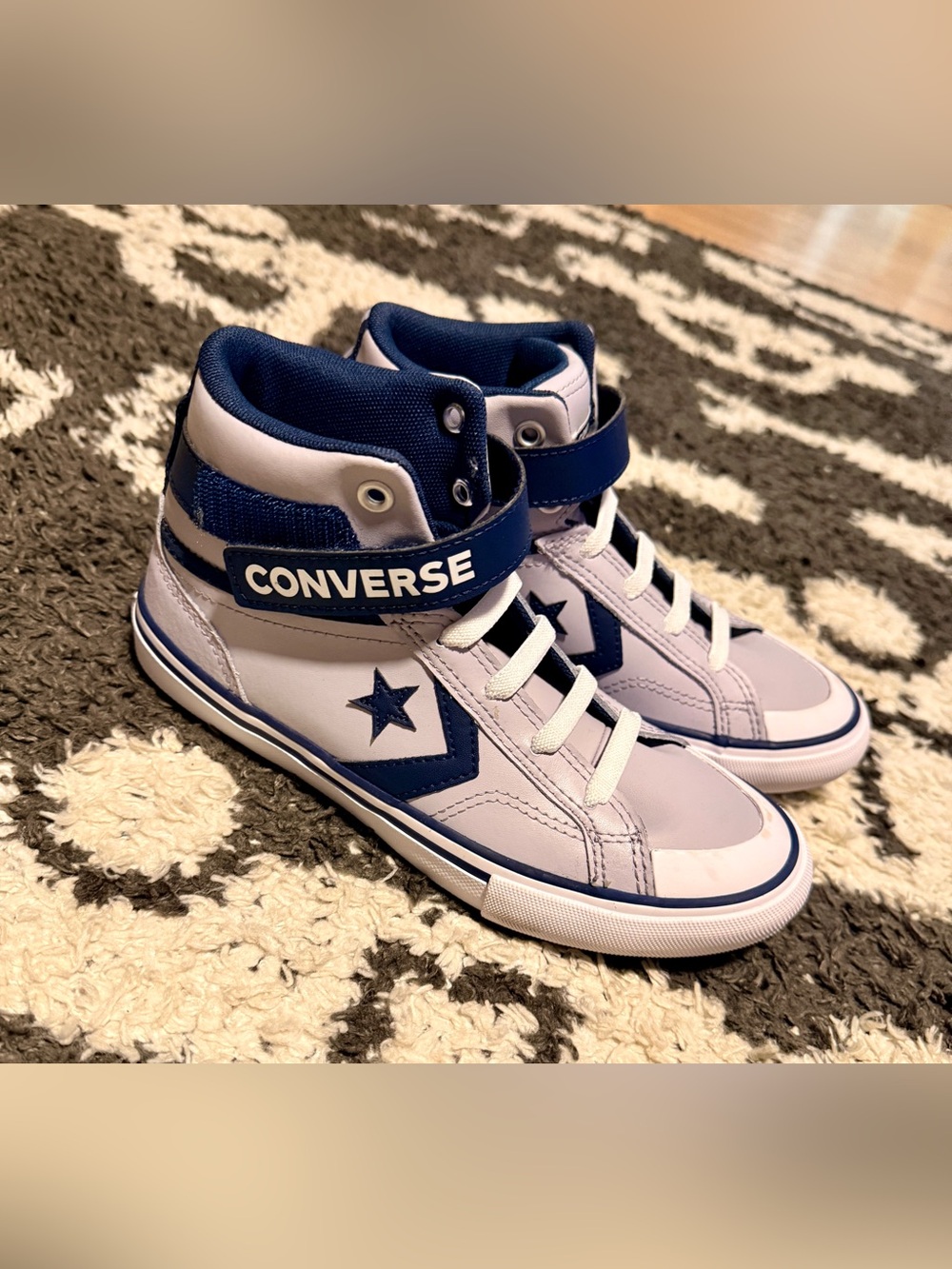 Converse Boys Sneaker Bundle Like New!!! - Picture 7 of 12